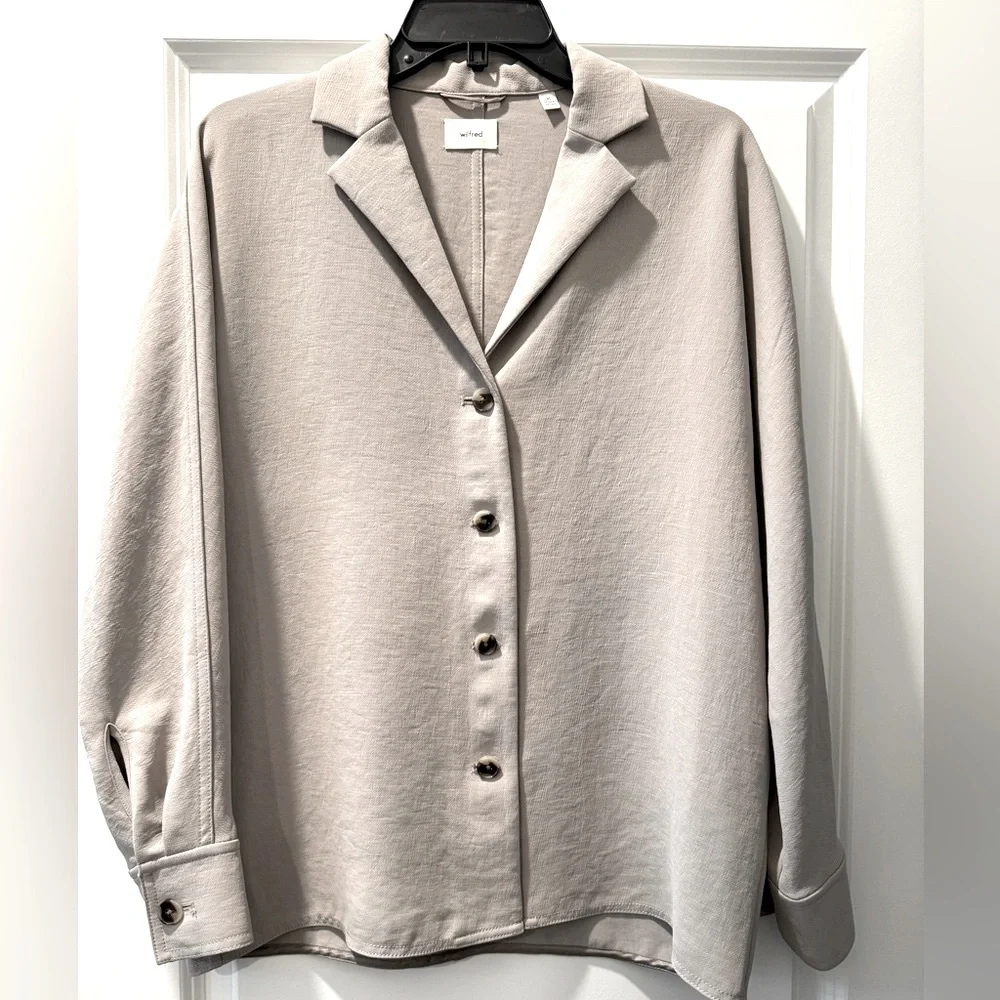 Wilfred by Aritzia Crepette Button Up - Picture 1 of 3